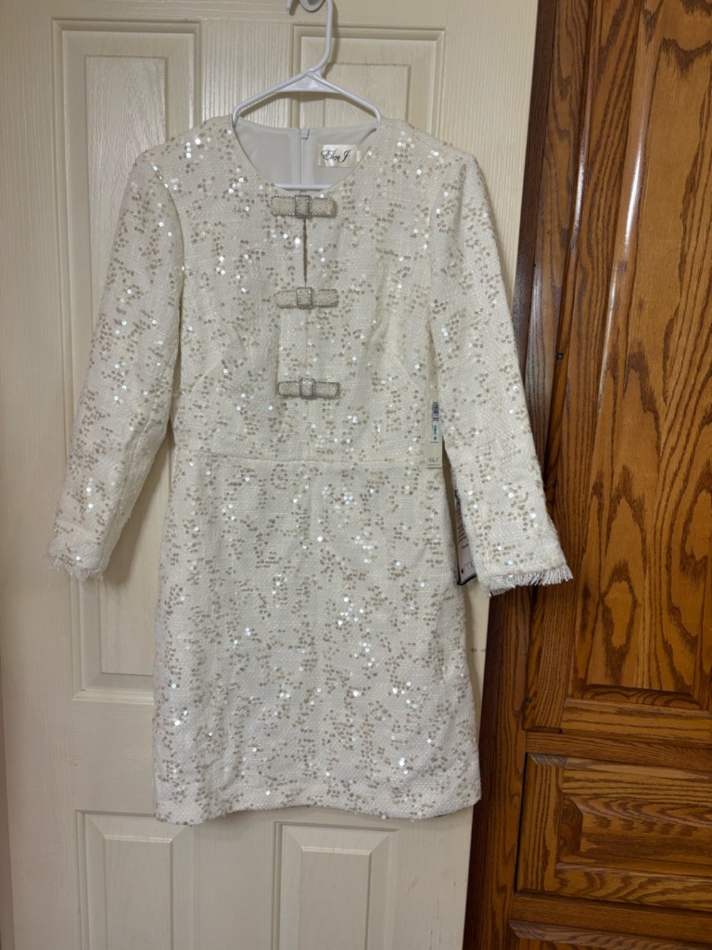 Eliza J Cream Dress with Bow Accent (size 8). NWT